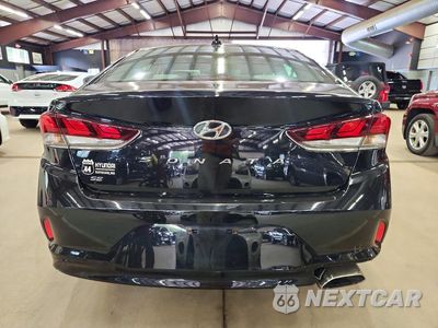 Zdjęcie 6 z 12 samochodu: 2019 HYUNDAI SONATA SE VIN:5NPE24AF4KH800252 - miniatura