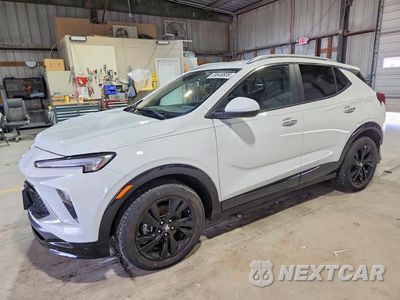 2024 BUICK ENCORE GX SPORT TOURING KL4AMDSL0RB105785 - główne zdjęcie licytacji z USA - miniatura