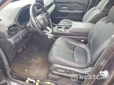 Zdjęcie 7 z 12 samochodu: 2024 HONDA PILOT TOURING VIN:5FNYG1H7XRB046469 - miniatura