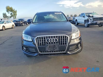 Piąte zdjęcie samochodu w środku: 2016 AUDI Q5 PREMIUM VIN:WA1C2AFP8GA114053 - miniatura