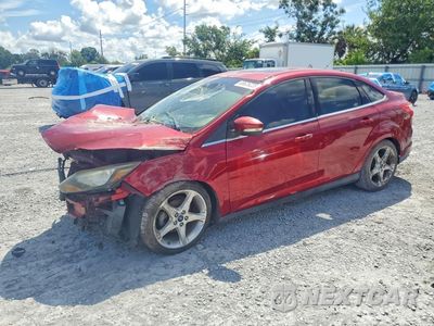 2014 FORD FOCUS TITANIUM 1FADP3J27EL153193 - główne zdjęcie licytacji z USA - miniatura