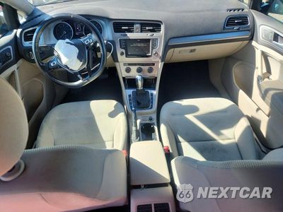 Zdjęcie 8 z 12 samochodu: 2017 VOLKSWAGEN GOLF S VIN:3VW217AUXHM056887 - miniatura