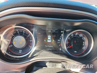 Zdjęcie 9 z 12 samochodu: 2019 DODGE CHALLENGER SXT VIN:2C3CDZAG4KH534753 - miniatura