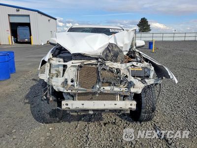 Piąte zdjęcie samochodu w środku: 2019 TOYOTA TACOMA TRD OFF-ROAD VIN:3TMCZ5AN0KM197987 - miniatura
