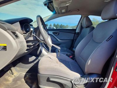 Zdjęcie 7 z 13 samochodu: 2013 HYUNDAI ELANTRA GLS VIN:KMHDH4AEXDU935449 - miniatura
