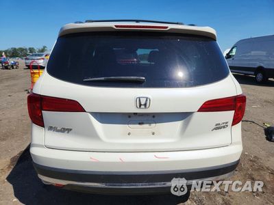 Zdjęcie 6 z 12 samochodu: 2017 HONDA PILOT ELITE VIN:5FNYF6H04HB036750 - miniatura