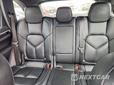 Zdjęcie 10 z 13 samochodu: 2018 PORSCHE CAYENNE VIN:WP1AA2A25JKA06443 - miniatura