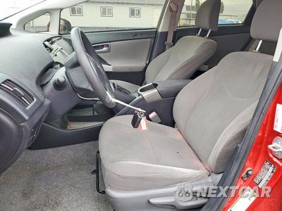 Zdjęcie 7 z 12 samochodu: 2013 TOYOTA PRIUS THREE VIN:JTDKN3DU9D0345364 - miniatura