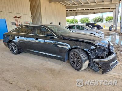 Czwarte zdjęcie samochodu z boku: 2017 JAGUAR XJL PORTFOLIO VIN:SAJWA2G73H8W10012 - miniatura