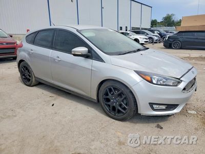 Czwarte zdjęcie samochodu z boku: 2016 FORD FOCUS SE VIN:1FADP3K21GL236412 - miniatura