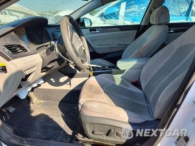 Zdjęcie 7 z 12 samochodu: 2015 HYUNDAI SONATA SPORT VIN:5NPE34AF8FH022363 - miniatura