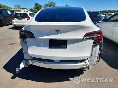 Zdjęcie 6 z 13 samochodu: 2023 TESLA MODEL Y VIN:7SAYGDEE5PA055145 - miniatura