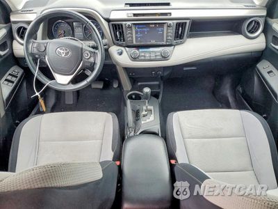 Zdjęcie 8 z 13 samochodu: 2016 TOYOTA RAV4 XLE VIN:2T3RFREV6GW452037 - miniatura