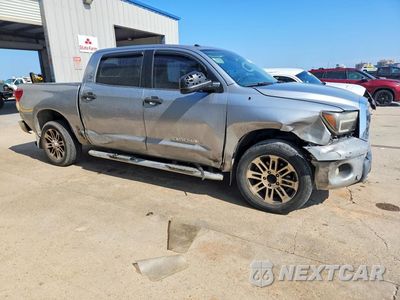 Czwarte zdjęcie samochodu z boku: 2013 TOYOTA TUNDRA CREWMAX SR5 VIN:5TFEM5F15DX059274 - miniatura
