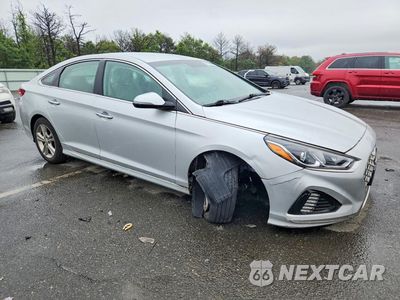 Czwarte zdjęcie samochodu z boku: 2018 HYUNDAI SONATA SEL+ VIN:5NPE34AF7JH718544 - miniatura