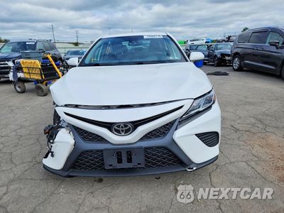 Piąte zdjęcie samochodu w środku: 2020 TOYOTA CAMRY SE VIN:4T1G11AK6LU976620 - miniatura
