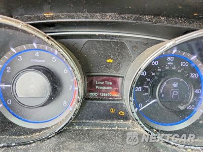 Zdjęcie 9 z 13 samochodu: 2013 HYUNDAI SONATA GLS VIN:5NPEB4AC2DH797179 - miniatura