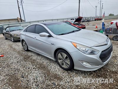 Czwarte zdjęcie samochodu z boku: 2014 HYUNDAI SONATA HYBRID VIN:KMHEC4A49EA113044 - miniatura