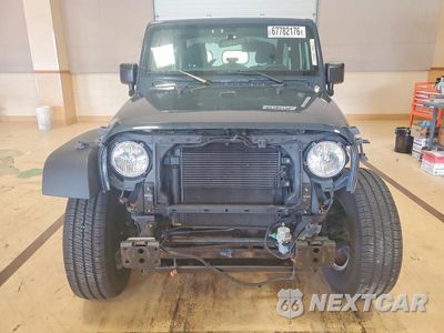 Piąte zdjęcie samochodu w środku: 2017 JEEP WRANGLER SPORT VIN:1C4AJWAG0HL637173 - miniatura