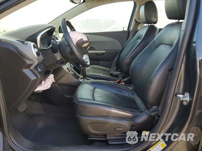 Zdjęcie 7 z 12 samochodu: 2019 CHEVROLET SONIC PREMIER VIN:1G1JF5SB3K4128915 - miniatura