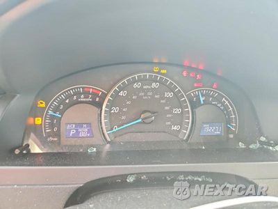 Zdjęcie 9 z 12 samochodu: 2012 TOYOTA CAMRY LE VIN:4T1BF1FK2CU100504 - miniatura