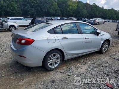 Trzecie zdjęcie samochodu z tyłu: 2019 CHEVROLET CRUZE LS VIN:1G1BC5SM1K7151722 - miniatura