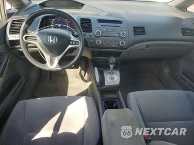 Zdjęcie 8 z 12 samochodu: 2009 HONDA CIVIC LX VIN:2HGFA16529H314193 - miniatura