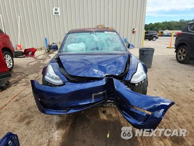 Piąte zdjęcie samochodu w środku: 2018 TESLA MODEL 3 VIN:5YJ3E1EA9JF034222 - miniatura