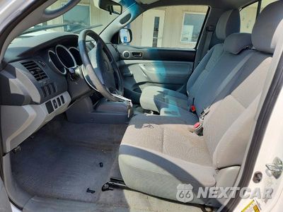Zdjęcie 7 z 12 samochodu: 2011 TOYOTA TACOMA BASE VIN:5TFNX4CN8BX006056 - miniatura