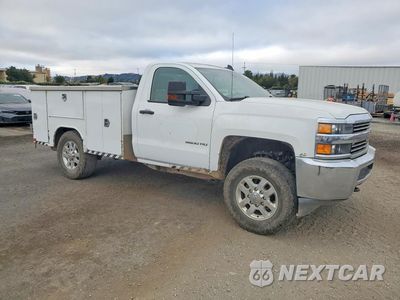 Czwarte zdjęcie samochodu z boku: 2017 CHEVROLET SILVERADO K2500 HEAVY DUTY VIN:1GB0KUEGXHZ287432 - miniatura