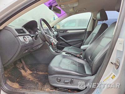 Zdjęcie 7 z 12 samochodu: 2013 VOLKSWAGEN PASSAT SE VIN:1VWBP7A35DC088096 - miniatura