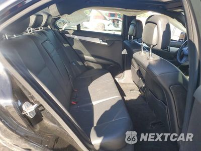 Zdjęcie 10 z 12 samochodu: 2011 MERCEDES-BENZ C 300 VIN:WDDGF5EB3BA420780 - miniatura