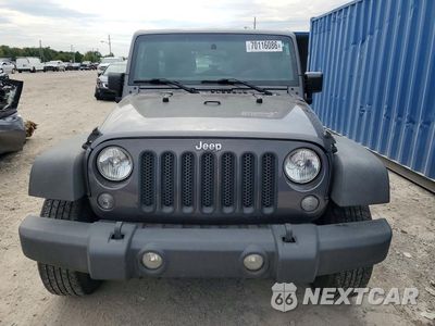 Piąte zdjęcie samochodu w środku: 2017 JEEP WRANGLER UNLIMITED SPORT VIN:1C4BJWDG0HL513873 - miniatura