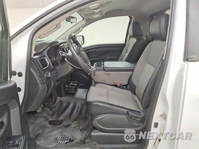 Zdjęcie 7 z 13 samochodu: 2017 NISSAN TITAN S VIN:1N6AA1R71HN527435 - miniatura