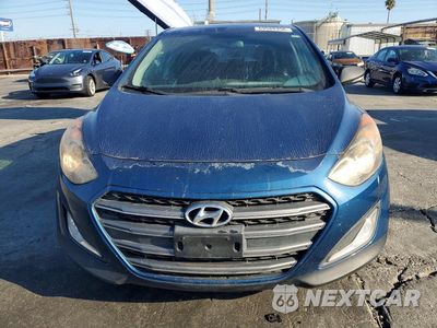 Piąte zdjęcie samochodu w środku: 2016 HYUNDAI ELANTRA GT BASE VIN:KMHD35LH7GU295877 - miniatura