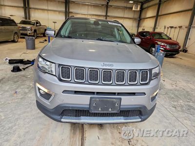 Piąte zdjęcie samochodu w środku: 2019 JEEP COMPASS LIMITED VIN:3C4NJDCB2KT790804 - miniatura
