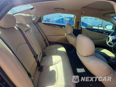 Zdjęcie 10 z 12 samochodu: 2013 HYUNDAI SONATA LIMITED VIN:5NPEC4AC1DH643172 - miniatura
