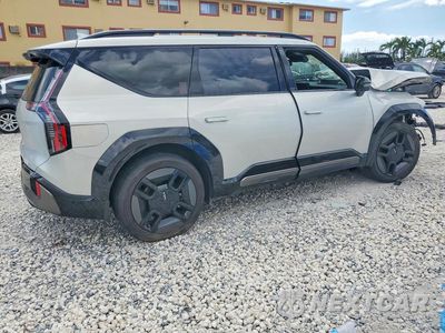 Trzecie zdjęcie samochodu z tyłu: 2026 KIA EV9 GT LINE VIN:5XYAEFS59TG015676 - miniatura