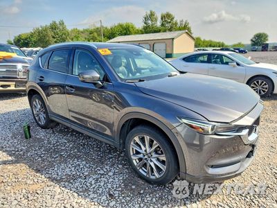 Czwarte zdjęcie samochodu z boku: 2020 MAZDA CX-5 GRAND TOURING VIN:JM3KFBDM7L1810683 - miniatura