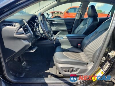 Zdjęcie 7 z 12 samochodu: 2020 TOYOTA CAMRY SE VIN:4T1G11AK2LU331561 - miniatura