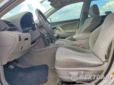 Zdjęcie 7 z 12 samochodu: 2010 TOYOTA CAMRY LE VIN:4T1BF3EK6AU072393 - miniatura