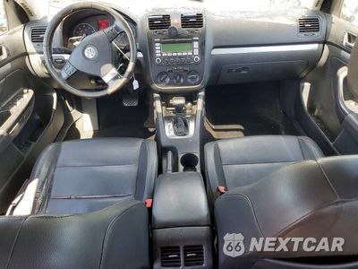 Zdjęcie 8 z 13 samochodu: 2009 VOLKSWAGEN JETTA SE VIN:3VWRZ71K19M145125 - miniatura