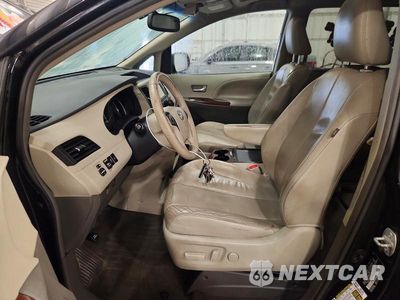 Zdjęcie 7 z 13 samochodu: 2013 TOYOTA SIENNA XLE 8-PASSENGER VIN:5TDYK3DC1DS290402 - miniatura