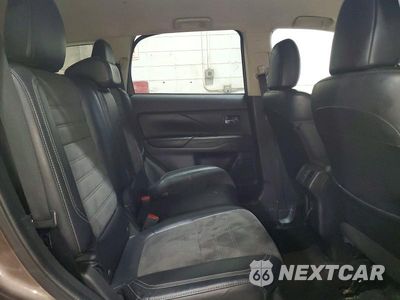 Zdjęcie 11 z 14 samochodu: 2019 MITSUBISHI OUTLANDER SE VIN:JA4AZ3A3XKZ043998 - miniatura