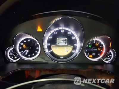 Zdjęcie 9 z 12 samochodu: 2012 MERCEDES-BENZ E 550 4MATIC VIN:WDDHF9BB8CA595527 - miniatura