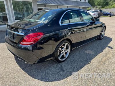 Czwarte zdjęcie samochodu z boku: 2015 MERCEDES-BENZ C 300 4MATIC VIN:55SWF4KB4FU052464 - miniatura