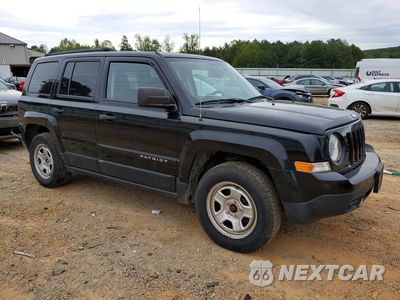Czwarte zdjęcie samochodu z boku: 2017 JEEP PATRIOT SPORT VIN:1C4NJPBA2HD200500 - miniatura