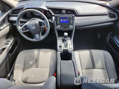 Zdjęcie 8 z 12 samochodu: 2017 HONDA CIVIC LX VIN:19XFC2F55HE003589 - miniatura