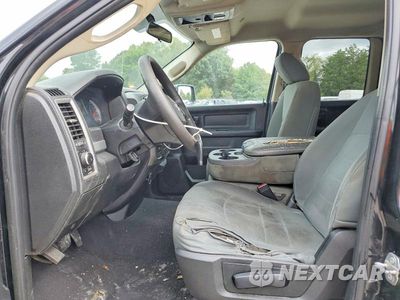 Zdjęcie 7 z 13 samochodu: 2018 RAM 1500 ST VIN:1C6RR7FGXJS320417 - miniatura