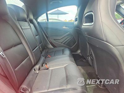 Zdjęcie 10 z 13 samochodu: 2018 MERCEDES-BENZ CLA 250 4MATIC VIN:WDDSJ4GB4JN602902 - miniatura